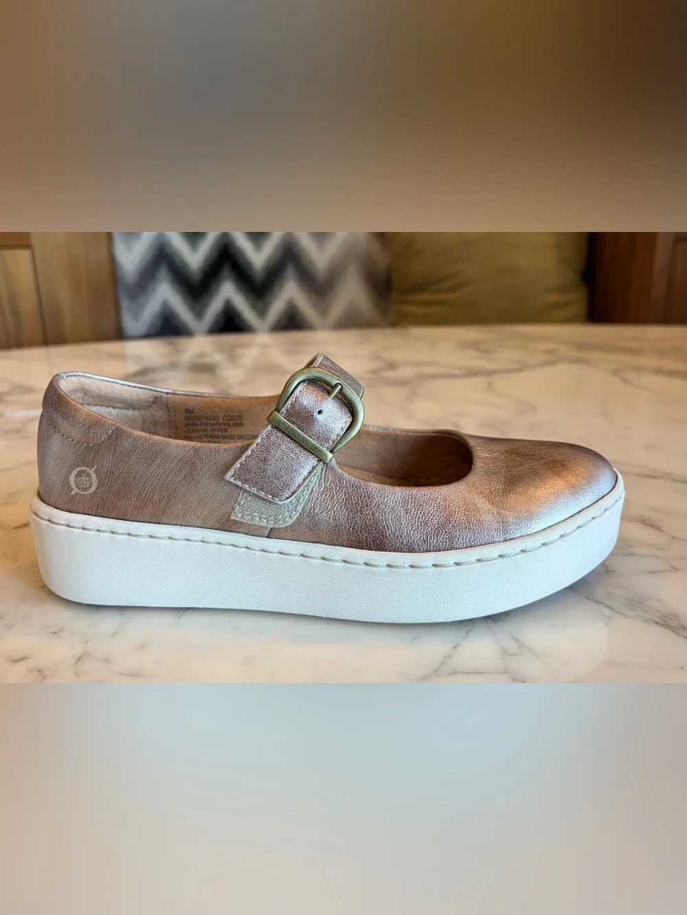 NWOB BORN Mira MJ Leather Mary Jane Platform Shoes 8M Panna Cotta/ Light Gold